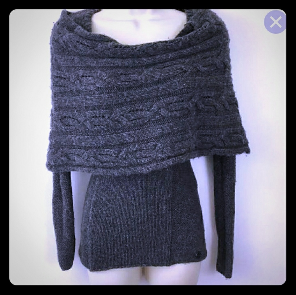Iso this sweater!!! Or one like it!!